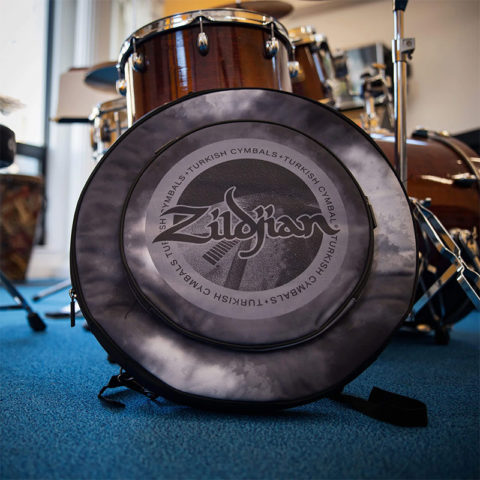 Cymbal-Student-Bags-Black-Raincloud-Lifestyle-4_1500x