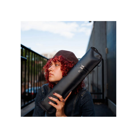 ZXSB00401_Z-GIG-MINI-STICK-BAG-BLK_Lifestyle-2_1500x