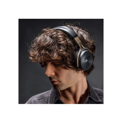 Zildjian-ALCHEM-E-Perfect-Tune-Headphones-Black-Product-Lifestyle-6_1500x