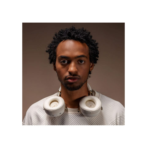 Zildjian-ALCHEM-E-Perfect-Tune-Headphones-Sandstorm-Product-Lifestyle-5_1500x