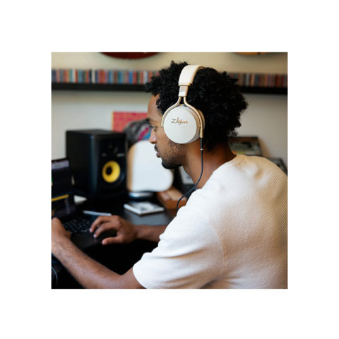 Zildjian-ALCHEM-E-Perfect-Tune-Headphones-Sandstorm-Product-Lifestyle-7_1500x
